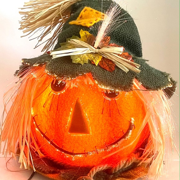 Halloween Pumpkin Decoration - Picture 1 of 5
